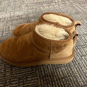 Classic Ultra Mini Uggs